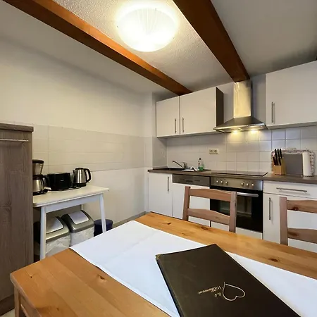 Apartment Mit Balkon No5 *